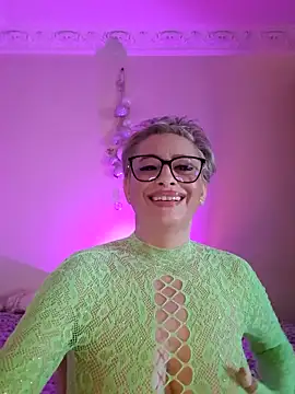 LunaBlaise webcam