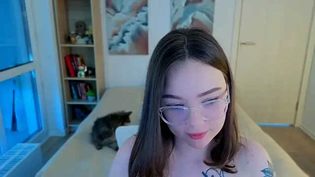 MilenaSaint webcam