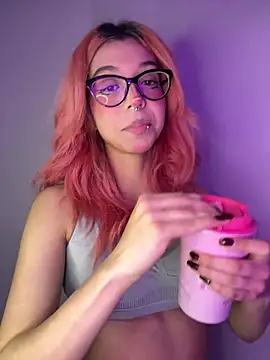 Valen-Foxx1 webcam