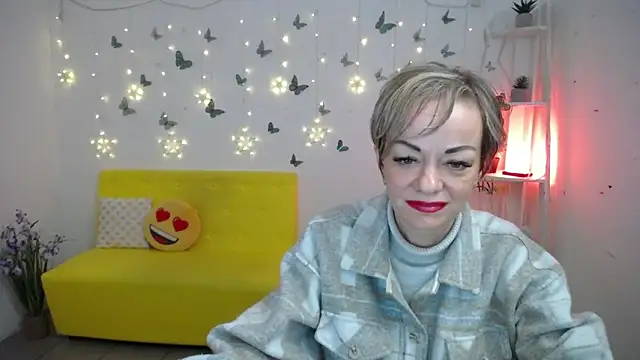 NikaMayu webcam
