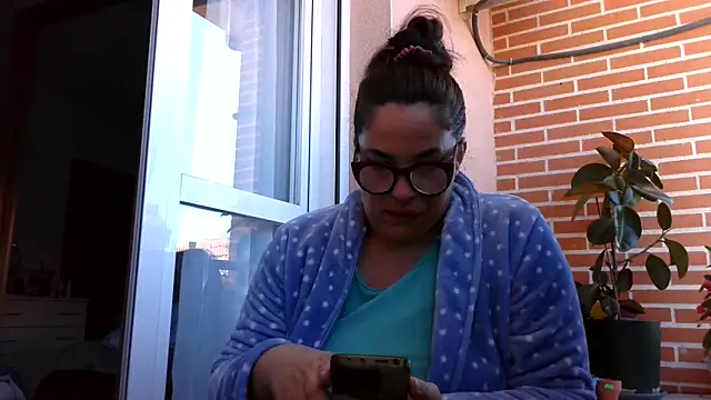 Cuquita83 webcam