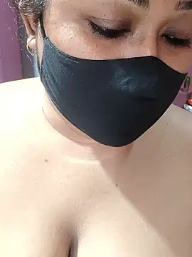 Webcam Model (hotbhabhi011) is live