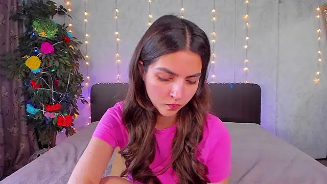 Milana_Crystal_ webcam