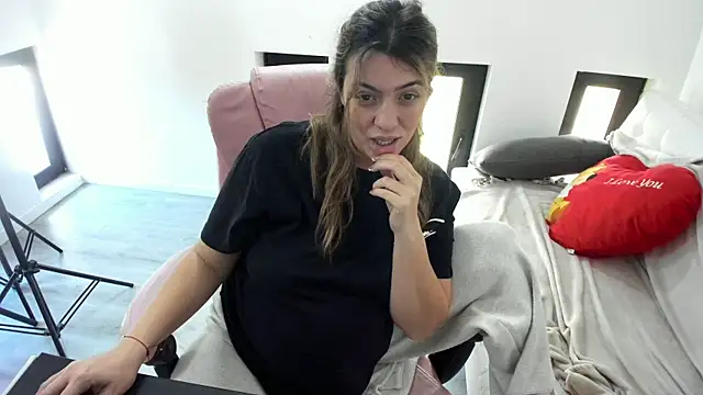 Dyana_Kaylinn webcam