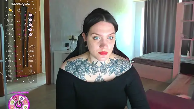 AizaRose webcam