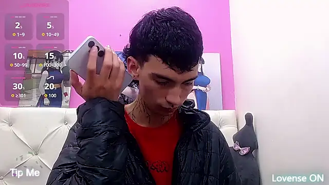 ttimy_x_boy webcam