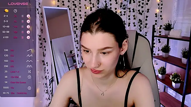 LinaBlossom_ webcam