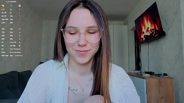 Honey_Peachy webcam