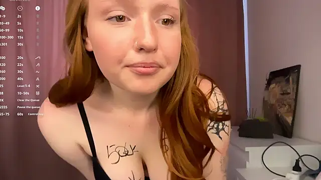 KikiBorn webcam