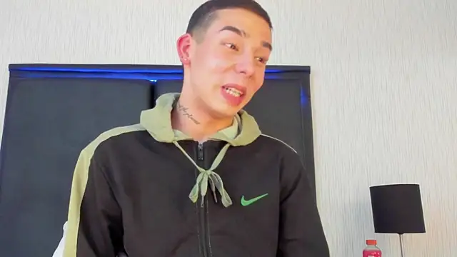 Aron_maxx webcam