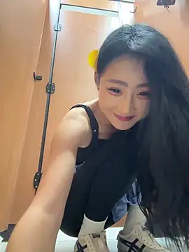 so-linger live sex cam