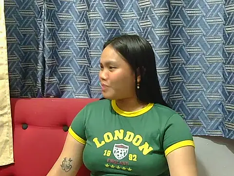 prettykrysgirl webcam