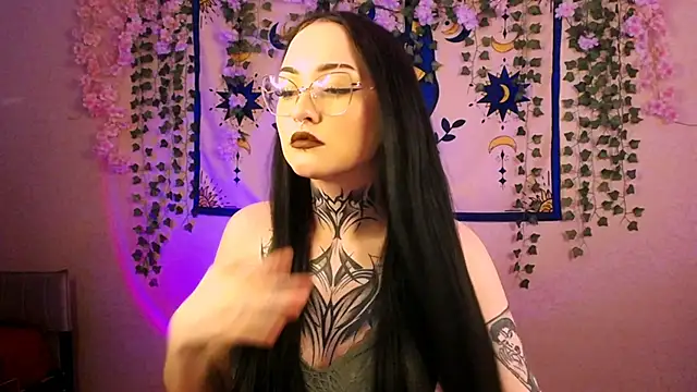 MollyKissy webcam