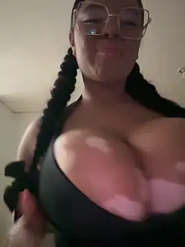 Antonella_03s webcam