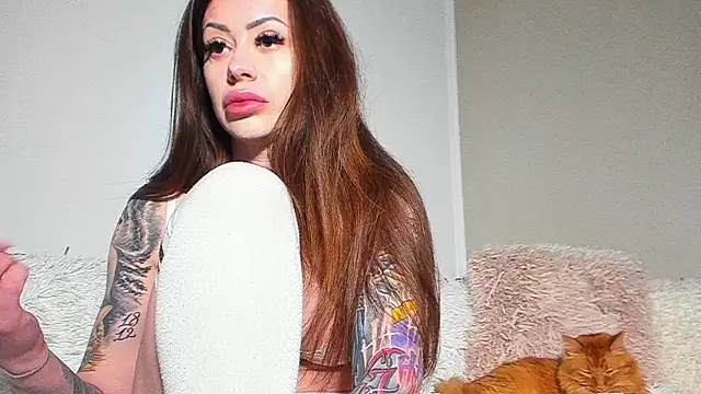 BrianaDiamondXXX webcam