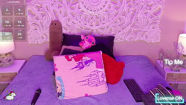 MalaikaBrown webcam