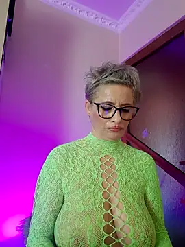 LunaBlaise webcam