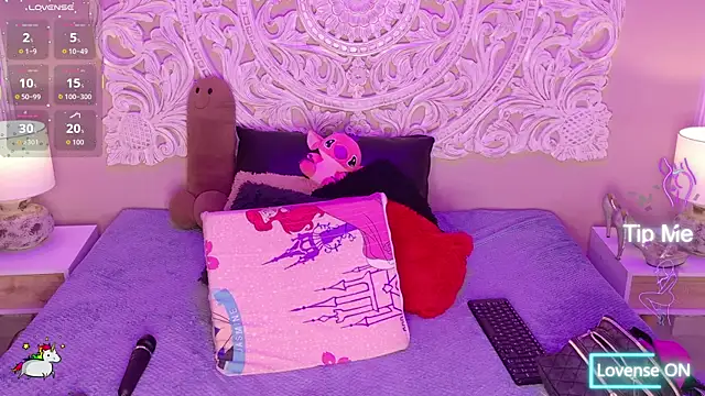 MalaikaBrown webcam