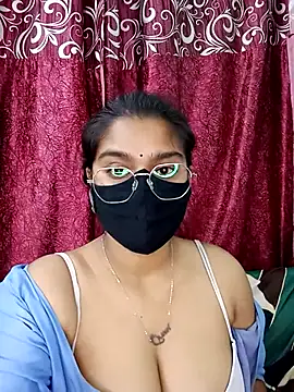 Webcam Model (Jasmine_jaaan)  is live.Free join now!