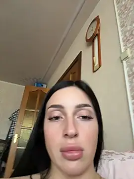 Webcam Model (Soft_Pleasure)  is live.Free join now!