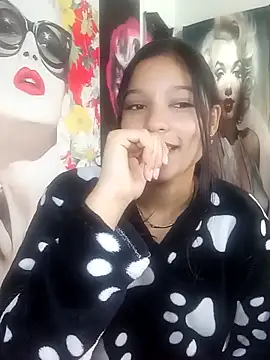 Sweet_Innocence_ webcam