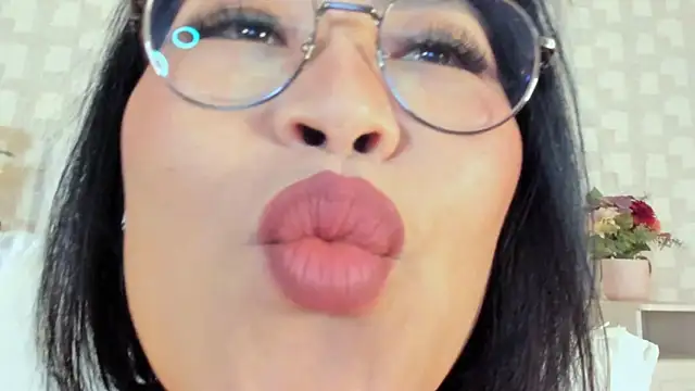 NatsumiHun webcam