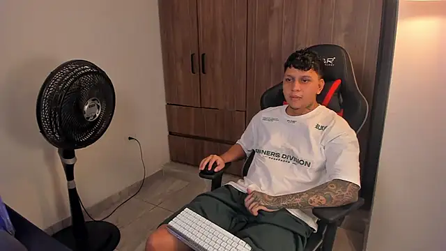 Jake_simons webcam