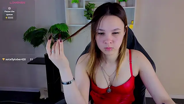 Lori_Bllossom webcam