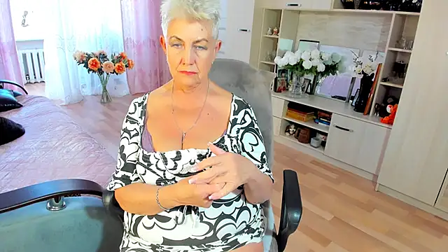 HotandMature webcam