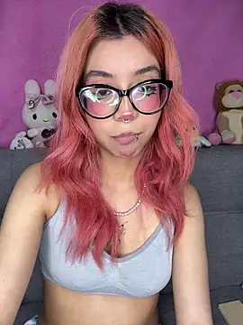 Valen-Foxx1 webcam