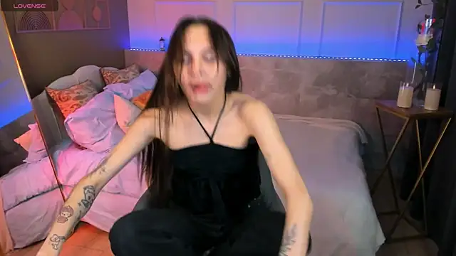ChloeSunny webcam