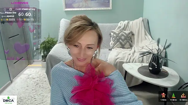 HornyMilf_777 webcam