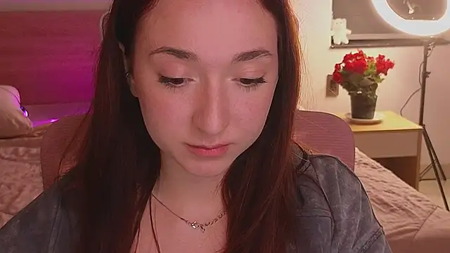 YasmineWest webcam