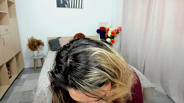 AlexaJuly webcam