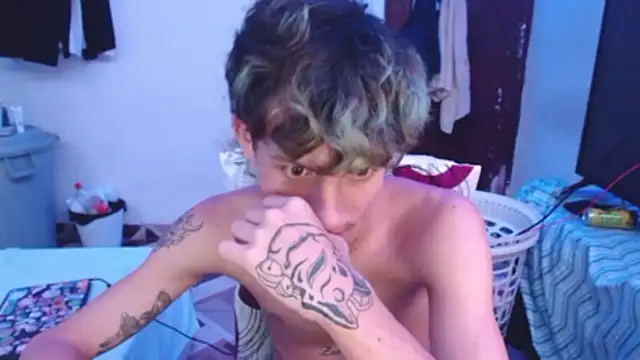 andy_dan18 webcam