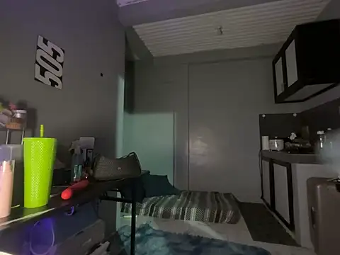 PinayLina18 webcam