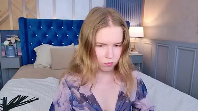 Alida_Brice webcam