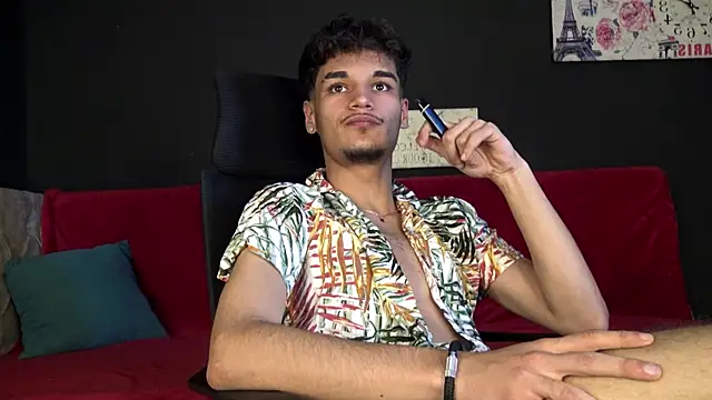 KevinnSpice webcam