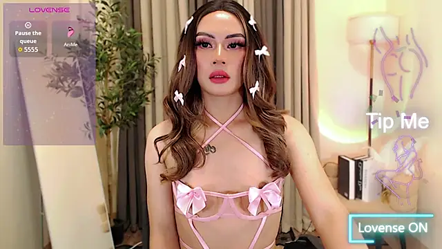 Miss_Evergreen webcam