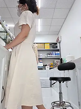 HinaLovely webcam