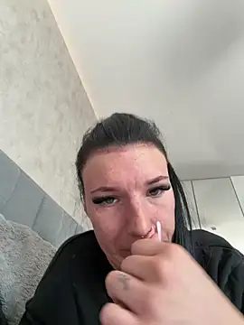 LizaRoxx webcam