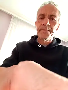 meliwem12 - Meliwem12's free webcam - UK Sex Cams