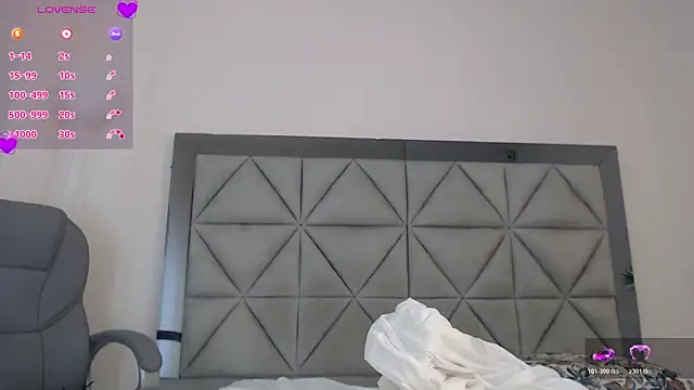 genesis_moretz webcam
