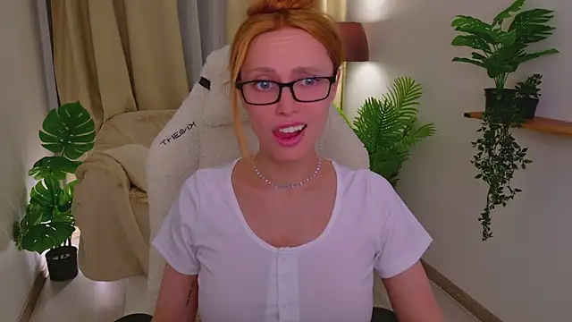 Love_Call webcam