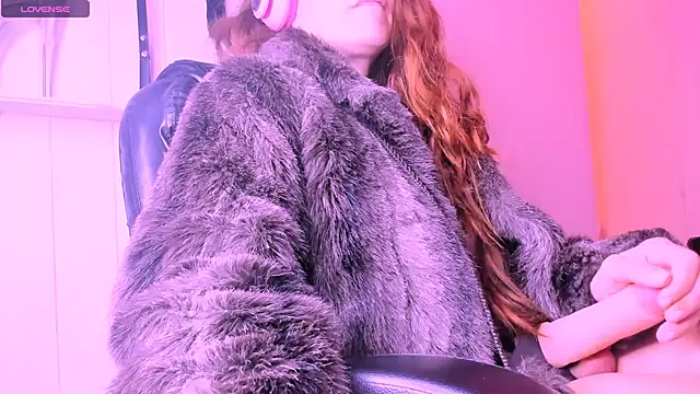 DommePoleDance webcam