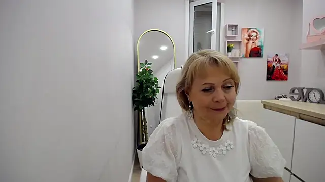 Milla_Cutie18 webcam