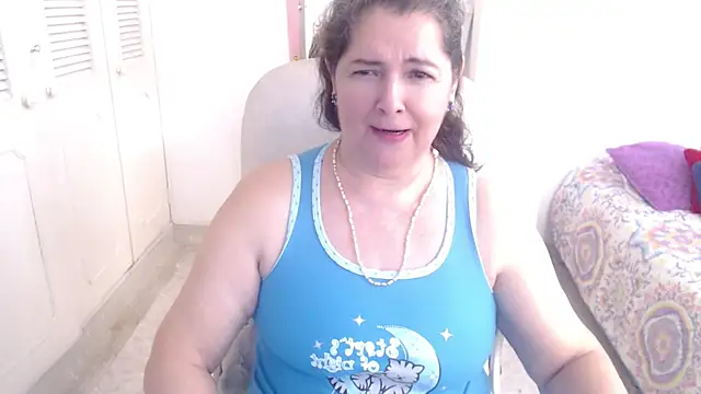 leonela_69 webcam