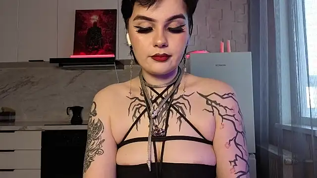 IntrigueYourDay webcam