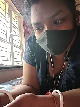 Deborbhavi222 webcam