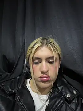 Lia_fire webcam